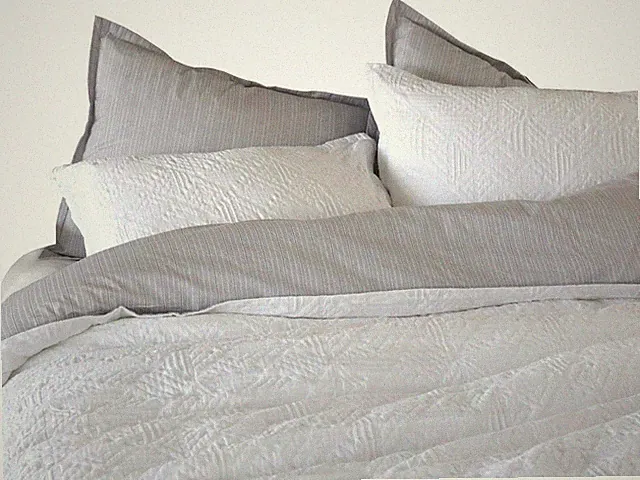 Woven Texture Jacquard Duvet Cover Set, Cotton